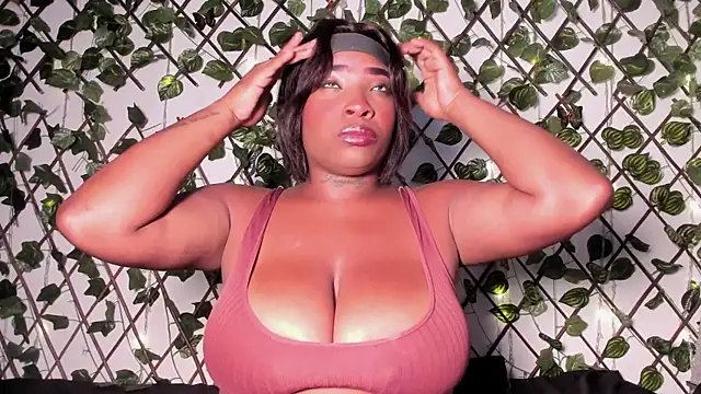 AlondraFerri1 online show from December 16, 3:00 am