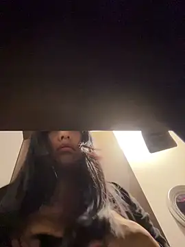 Snapshot of PetitLumiere chatting on January 15, 3:54 am PetitLumiere online show from January 15, 3:54 am