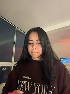 PetitLumiere online show from April 18, 2:36 am