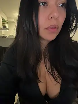 PetitLumiere online show from March 9, 4:05 am