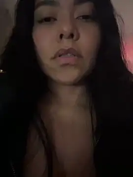 Snapshot of PetitLumiere chatting on December 29, 4:16 am PetitLumiere online show from December 29, 4:16 am