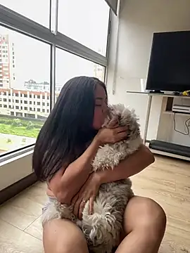 Snapshot of PetitLumiere chatting on February 8, 4:14 pm PetitLumiere online show from February 8, 4:14 pm