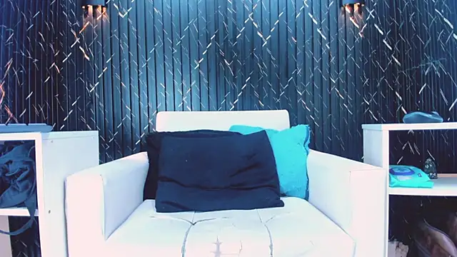 Snapshot of ricky_vill_ chatting on June 27, 12:00 pm ricky vill online show from June 27, 12:00 pm