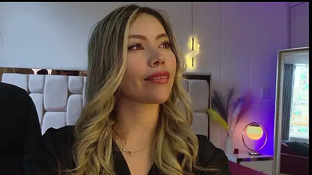 Ammy Castro online show from February 21, 9:17 pm