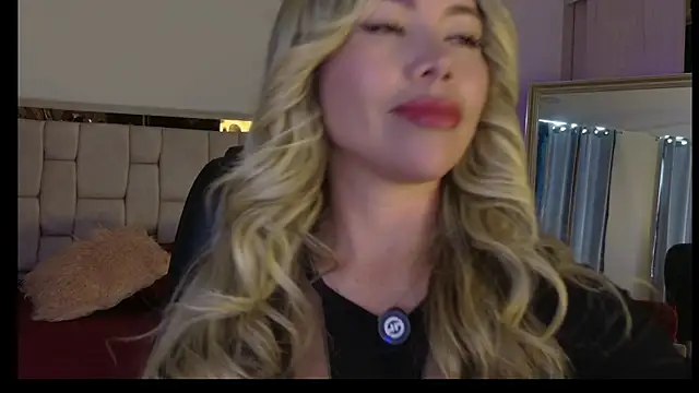 Ammy Castro online show from July 11, 10:21 pm