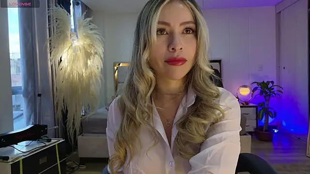 Ammy Castro online show from October 24, 9:36 pm