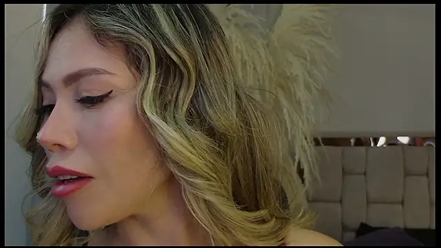 Ammy Castro online show from March 15, 9:22 pm