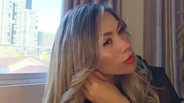 Snapshot of Ammy_Castro chatting on May 6, 10:14 pm Ammy Castro online show from May 6, 10:14 pm
