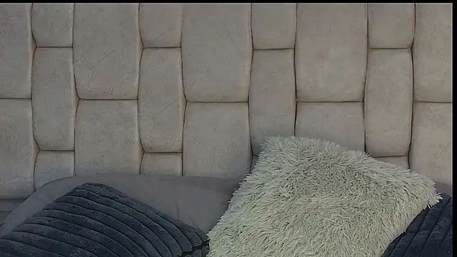 Ammy Castro online show from March 3, 9:33 pm