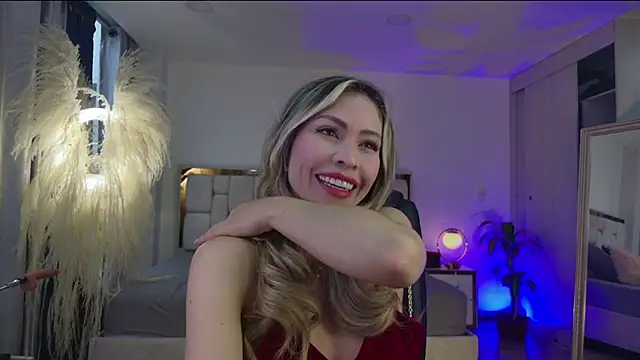 Ammy Castro online show from November 15, 9:19 pm