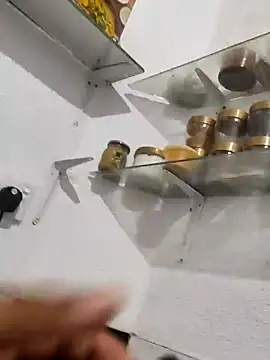 Kunchiii online show from January 18, 1:40 pm