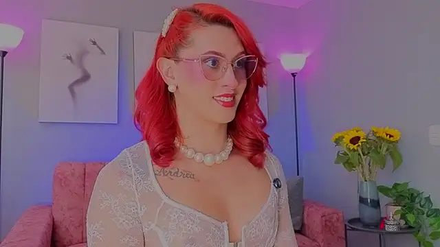 Juliana Saenzz online show from January 7, 3:17 pm