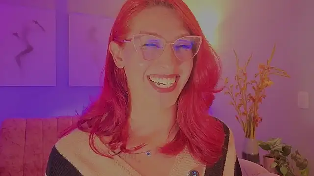 Juliana Saenzz online show from December 1, 3:40 am