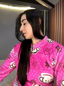 Snapshot of Victoria-And1 chatting on October 22, 1:49 am Victoria-And1 online show from October 22, 1:49 am