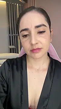 Snapshot of Victoria-And1 chatting on November 15, 1:20 am Victoria-And1 online show from November 15, 1:20 am