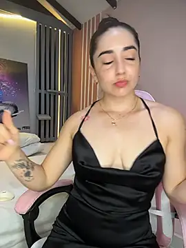 Victoria-And1 online show from May 2, 2:06 am