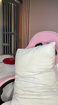 Snapshot of Victoria-And1 chatting on October 25, 1:27 am Victoria-And1 online show from October 25, 1:27 am