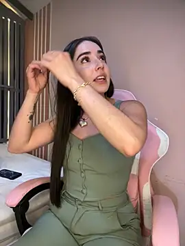 Snapshot of Victoria-And1 chatting on October 2, 11:52 pm Victoria-And1 online show from October 2, 11:52 pm