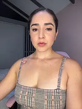 Victoria-And1 online show from March 20, 1:06 am