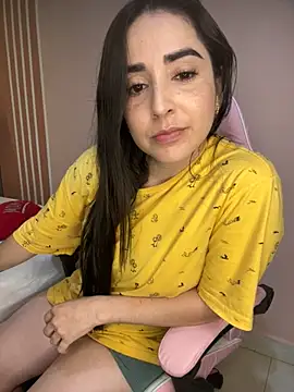 Snapshot of Victoria-And1 chatting on October 16, 1:36 am Victoria-And1 online show from October 16, 1:36 am