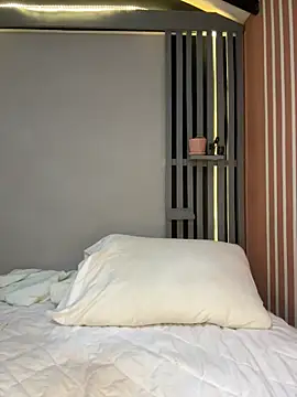 Snapshot of Victoria-And1 chatting on March 22, 2:16 am Victoria-And1 online show from March 22, 2:16 am