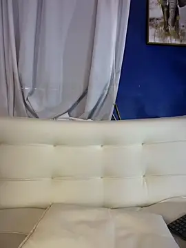 AleezaFrench online show from March 2, 1:40 pm