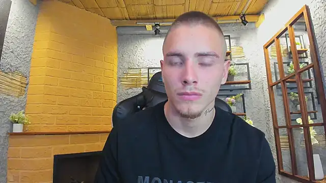 JordanThompson  online show from March 17, 10:08 pm