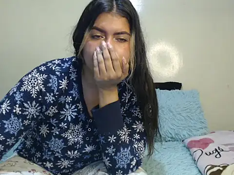 sweetkitty 16 online show from April 15, 7:58 pm