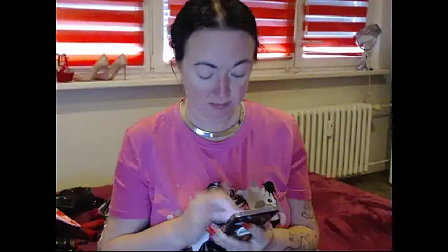 Alexie33 online show from April 7, 8:27 am