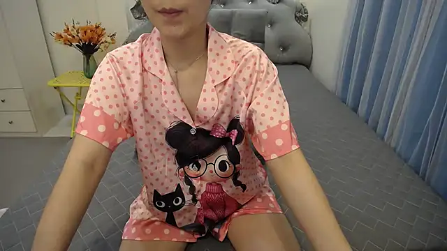 Snapshot of Lavender_Sweet chatting on September 10, 5:01 pm Lavender Sweet online show from September 10, 5:01 pm
