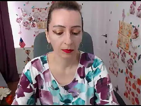 Snapshot of EvelynAngell chatting on September 19, 6:17 am EvelynAngell online show from September 19, 6:17 am