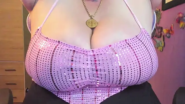 Snapshot of MIILLA_1 chatting on September 9, 9:13 pm MIILLA 1 online show from September 9, 9:13 pm