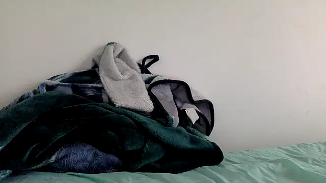 Snapshot of molozeb chatting on February 15, 9:41 am molozeb online show from February 15, 9:41 am