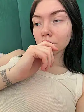 Lisaaa Alisa online show from March 4, 6:43 am