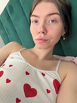 Lisaaa Alisa online show from March 11, 3:55 am