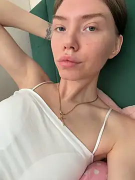 Snapshot of Lisaaa_Alisa chatting on May 26, 4:10 am Lisaaa Alisa online show from May 26, 4:10 am