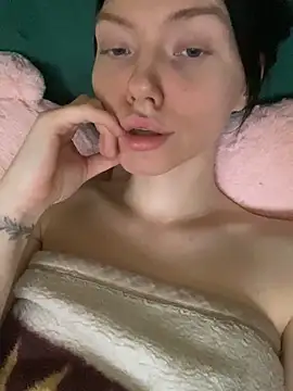 Snapshot of Lisaaa_Alisa chatting on November 28, 4:12 am Lisaaa Alisa online show from November 28, 4:12 am