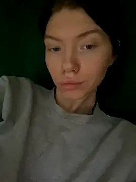 Snapshot of Lisaaa_Alisa chatting on November 23, 2:43 am Lisaaa Alisa online show from November 23, 2:43 am