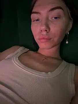 Lisaaa Alisa online show from March 24, 11:05 pm