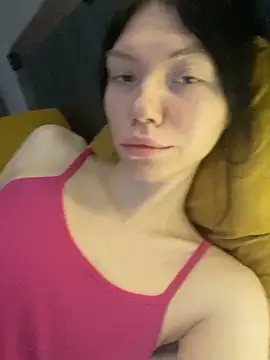 Snapshot of Lisaaa_Alisa chatting on December 15, 5:46 am Lisaaa Alisa online show from December 15, 5:46 am