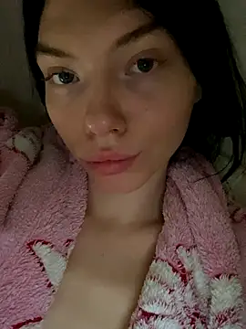 Snapshot of Lisaaa_Alisa chatting on September 23, 7:43 pm Lisaaa Alisa online show from September 23, 7:43 pm