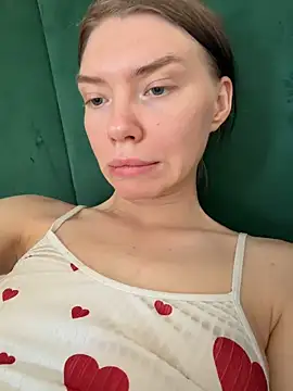 Snapshot of Lisaaa_Alisa chatting on June 7, 12:21 pm Lisaaa Alisa online show from June 7, 12:21 pm