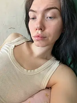 Snapshot of Lisaaa_Alisa chatting on March 1, 8:47 am Lisaaa Alisa online show from March 1, 8:47 am