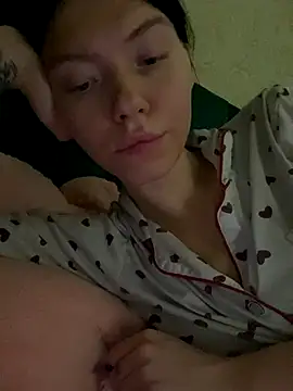 Snapshot of Lisaaa_Alisa chatting on November 28, 9:15 pm Lisaaa Alisa online show from November 28, 9:15 pm