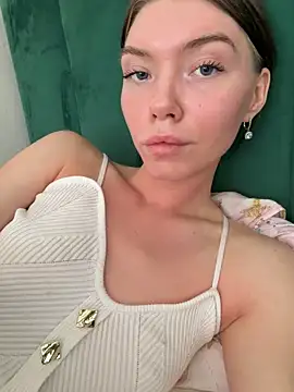 Lisaaa Alisa online show from March 19, 8:58 am