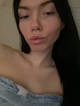 Snapshot of Lisaaa_Alisa chatting on September 16, 9:10 am Lisaaa Alisa online show from September 16, 9:10 am