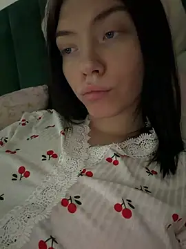 Lisaaa Alisa online show from March 11, 5:40 pm