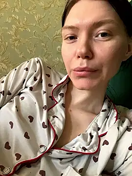 Snapshot of Lisaaa_Alisa chatting on January 6, 5:22 am Lisaaa Alisa online show from January 6, 5:22 am