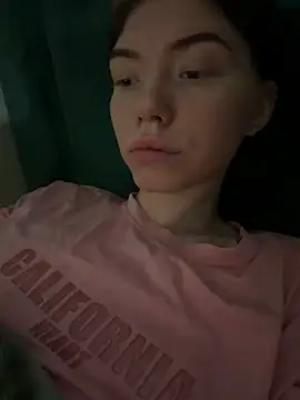 Snapshot of Lisaaa_Alisa chatting on February 26, 7:25 pm Lisaaa Alisa online show from February 26, 7:25 pm