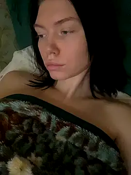 Snapshot of Lisaaa_Alisa chatting on November 13, 4:05 am Lisaaa Alisa online show from November 13, 4:05 am